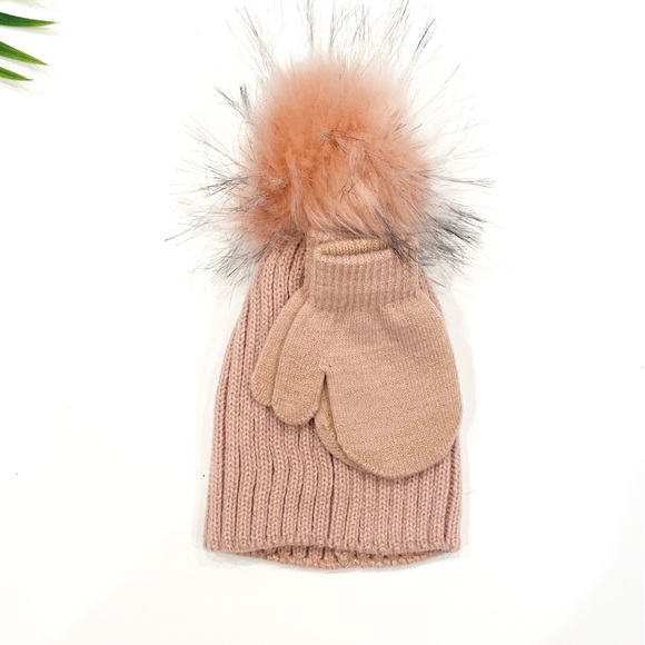 CURLS & PEARLS COUTURE Pom Pom Toddler Winter Hat & Mittens (All 3 Sets) - Picture 3 of 4